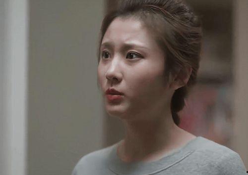 娱乐吃瓜女二号,揭秘女二号背后的吃瓜故事